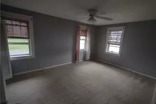 9 Grandview Ave, Union Township, PA 16101 - Photo 11