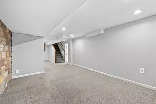 3427 Pleasantvue Dr, Pittsburgh, PA 15227 - Photo 27