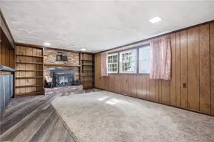 216 Oak Heights Dr, Oakdale, PA 15071 - Photo 19
