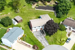 216 Oak Heights Dr, Oakdale, PA 15071 - Photo 27