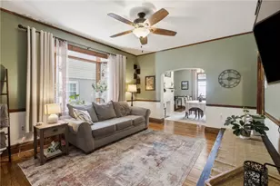 4 Lawson Ave, Pittsburgh, PA 15205 - Photo 9