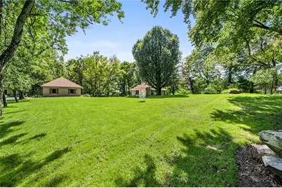 2 Maurers Ln, Pittsburgh, PA 15215 - Photo 7