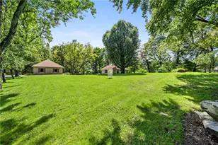 2 Maurers Ln, Pittsburgh, PA 15215 - Photo 7