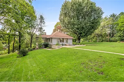 2 Maurers Ln, Pittsburgh, PA 15215 - Photo 3