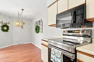 547 Lakewood Dr, Monroeville, PA 15146 - Photo 11