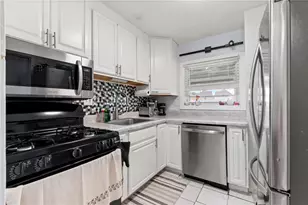 152 W Marigold St, Munhall, PA 15120 - Photo 9