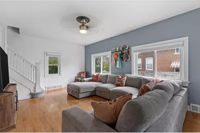 152 W Marigold St, Munhall, PA 15120 - Photo 5
