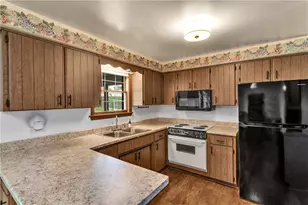 1108 McGovern Rd, Chartiers, PA 15342 - Photo 7