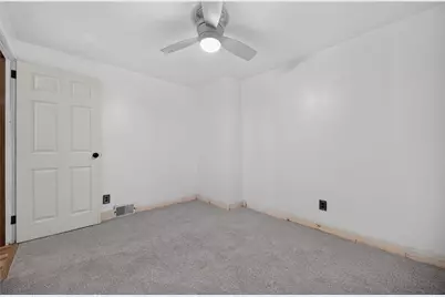 612 Charlotte Dr, Pittsburgh, PA 15236 - Photo 19