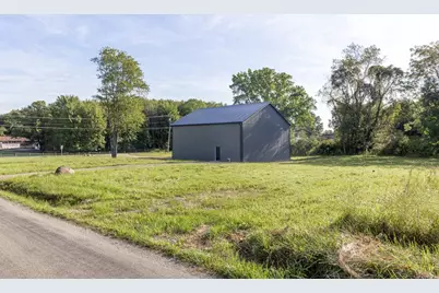 436 Hartwick Road, Findley Township, PA 16137 - Photo 3