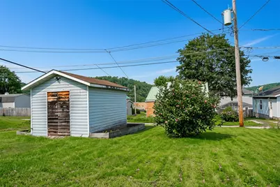 530 Hancock St, Cherryhll Township-Clymer, PA 15728 - Photo 7
