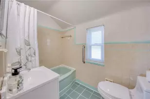 1823 Bower Hill Rd, Scott Township, PA 15243 - Photo 11