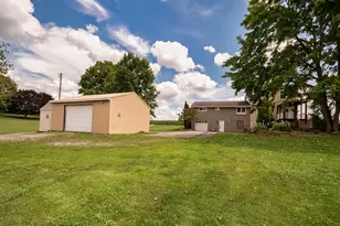 308 Welsh Rd, Connoquenessing Township, PA 16033 - Photo 33