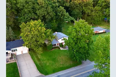 2878 Old Plank Rd, Neshannock Township, PA 16105 - Photo 9