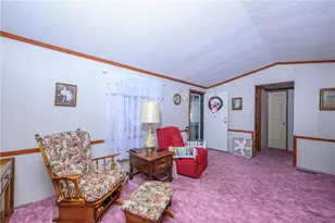 147 Hindman Rd, Twp of But NW, PA 16001 - Photo 7