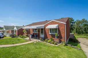 610 Sunnyland Ave, Pittsburgh, PA 15227 - Photo 3