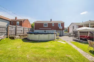 610 Sunnyland Ave, Pittsburgh, PA 15227 - Photo 25