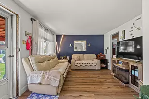 610 Sunnyland Ave, Pittsburgh, PA 15227 - Photo 5