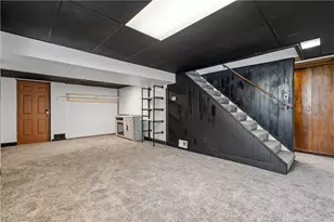 737 Providence Dr, Pittsburgh, PA 15239 - Photo 21