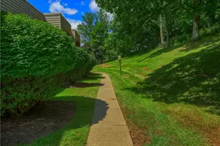 604 Calais Dr, Pittsburgh, PA 15237 - Photo 3
