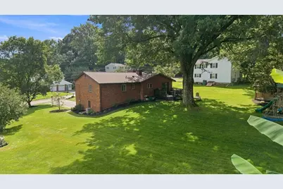 1216 Applewood Dr, Richland, PA 15044 - Photo 3