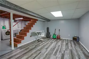 551 Bluff St, Westmont Hilltop School District, PA 15905 - Photo 21