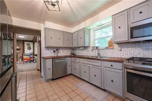 115 St Andrews Cir, Elizabeth Twp/Boro, PA 15135 - Photo 5