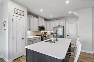 232 Frances Ln, Cecil, PA 15057 - Photo 13