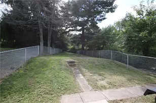706 East Dr, Clairton, PA 15025 - Photo 27