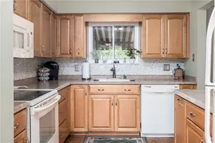 137 McGregor Dr, North Strabane, PA 15317 - Photo 7