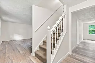 450 Greenwood Dr, Hermitage, PA 16148 - Photo 3