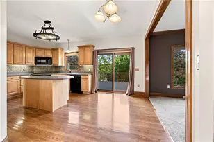 146 Williams Dr, Robinson Twp, PA 15108 - Photo 17