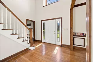 146 Williams Dr, Robinson Twp, PA 15108 - Photo 9