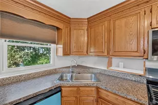 768 Illini Dr, Monroeville, PA 15146 - Photo 11