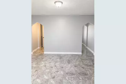 906 Broadway Ave, Stowe Township, PA 15136 - Photo 5