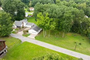 466 Grove St, Hermitage, PA 16148 - Photo 5