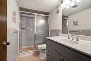 5600 Munhall Rd, Pittsburgh, PA 15217 - Photo 17