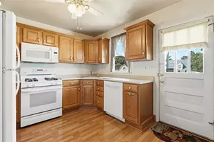 1435 Conroy St, McKees Rocks, PA 15136 - Photo 9
