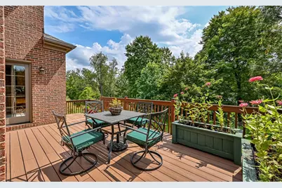 3166 Canterbury Dr, Hampton, PA 15101 - Photo 37