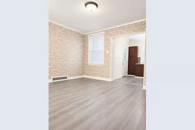 906 1/2 Broadway Ave, Stowe Township, PA 15136 - Photo 3