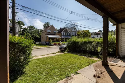 313 Meredith St, Pittsburgh, PA 15210 - Photo 9
