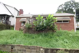 1015 6th Ave, Brackenridge, PA 15014 - Photo 1