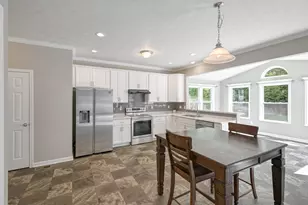 513 Royal Ct, North Fayette, PA 15057 - Photo 9