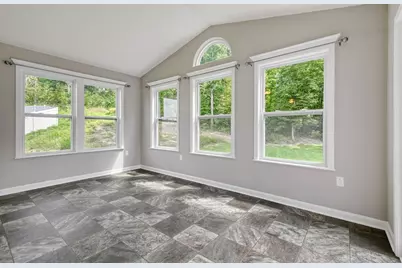 513 Royal Court, North Fayette, PA 15057 - Photo 13