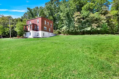 140 Smartnick Rd, Hempfield Township, PA 15601 - Photo 5
