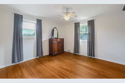32 Carlsbad Road, Pittsburgh, PA 15239 - Photo 19