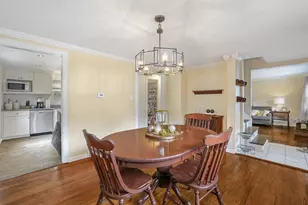 32 Carlsbad Rd, Pittsburgh, PA 15239 - Photo 9