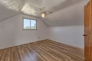 2040 Thomas Dr, North Huntingdon, PA 15642 - Photo 19