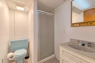 2040 Thomas Dr, North Huntingdon, PA 15642 - Photo 23