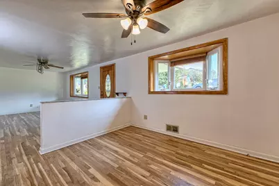 2040 Thomas Drive, North Huntingdon, PA 15131 - Photo 3